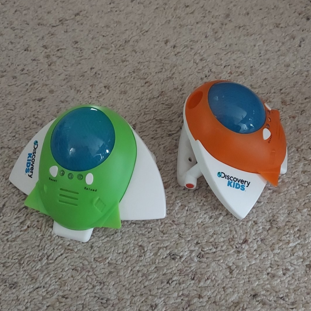 Discovery Kids Spaceship Laser Tag Action Game 2 P